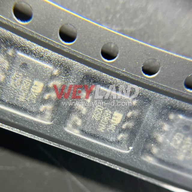 Microchip MIC4680YM-TR