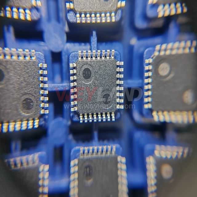 Microchip ATSAMD20E18A-AU Picture three