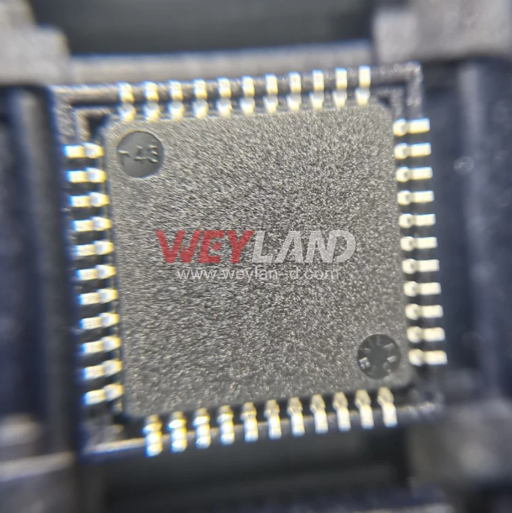 Microchip PIC16F887-I/PT Picture three