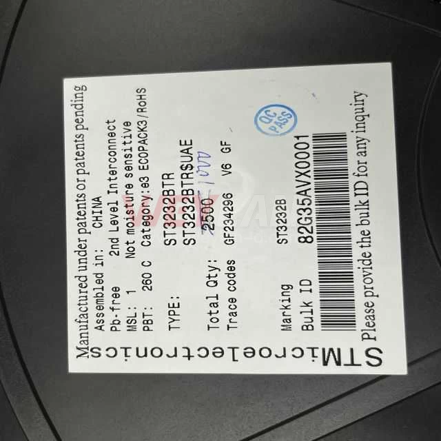 STMicroelectronics ST3232BTR Picture two