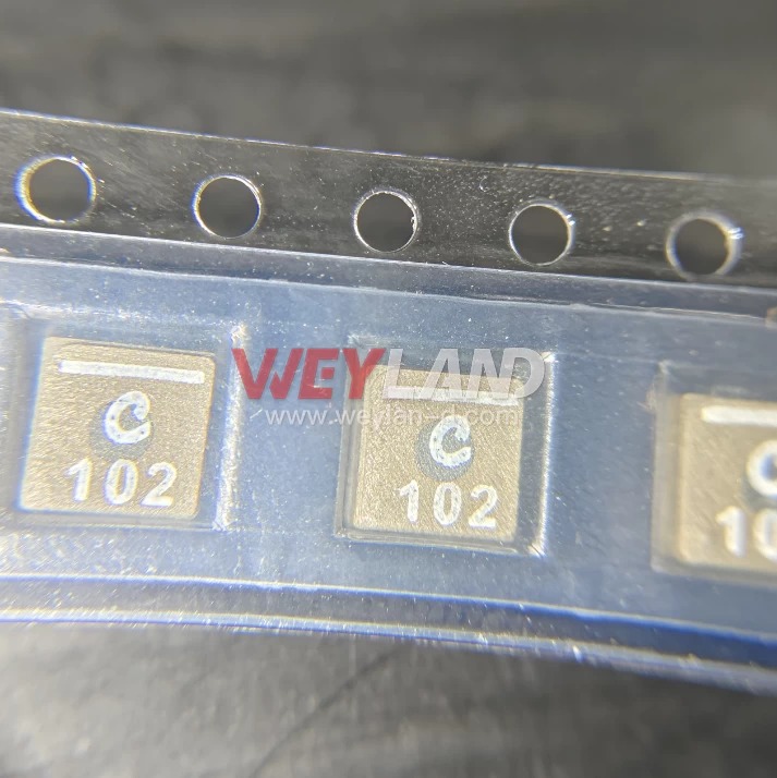 Coilcraft XFL4020-102MEC