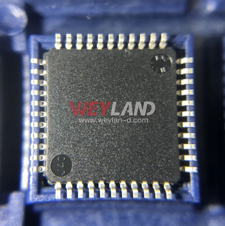 Microchip PIC16F914-I/PT Picture two