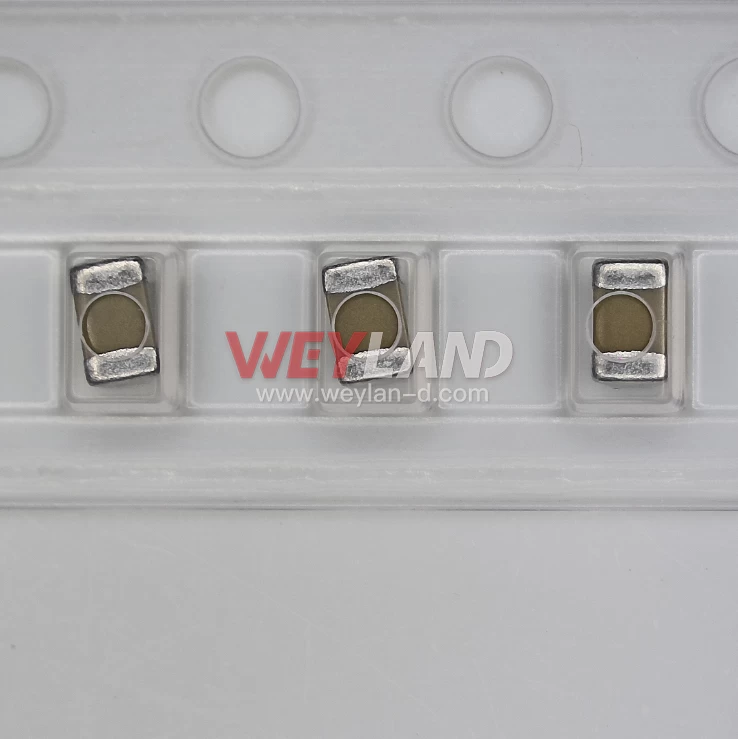 Murata GRM21BR61C106KE15L Picture two