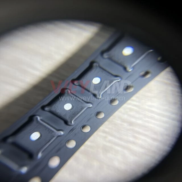 Microchip ATSAMD21E17A-MUT Picture three