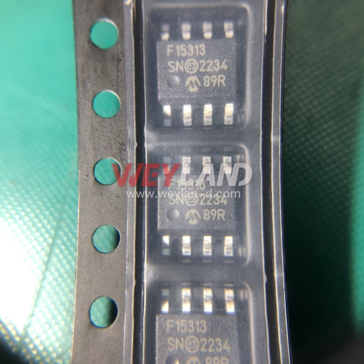 Microchip PIC16F15313T-I/SN Picture two