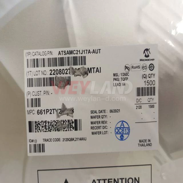 Microchip ATSAMC21J17A-AUT Picture three