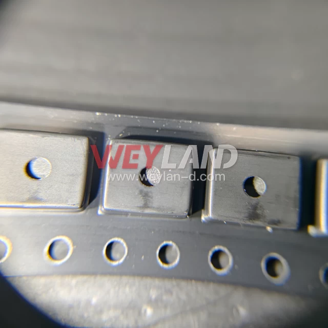 Microchip ATA6562-GAQW1 Picture two