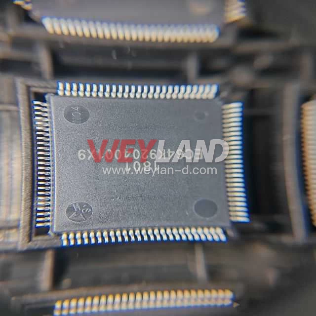 Lattice Semiconductor LCMXO1200C-3TN100C Picture four
