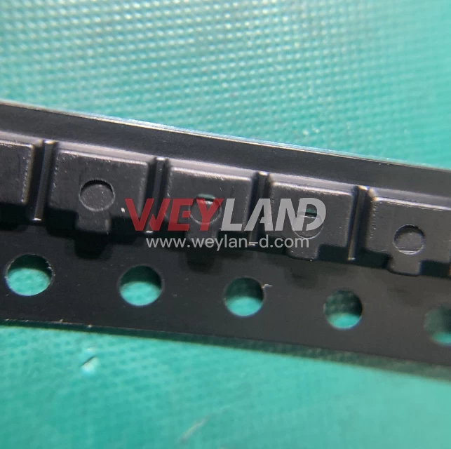 Infineon BAT6405E6327HTSA1 Picture two