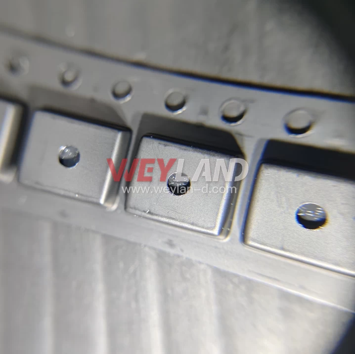Microchip 24AA1025T-I/SN Picture two