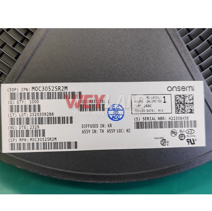 ON MOC3052SR2M Picture two