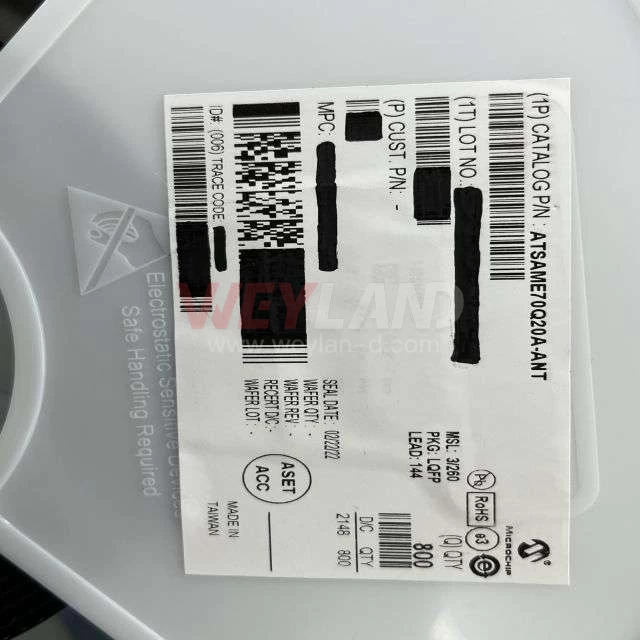 ATMEL ATSAME70Q20A-ANT Picture two