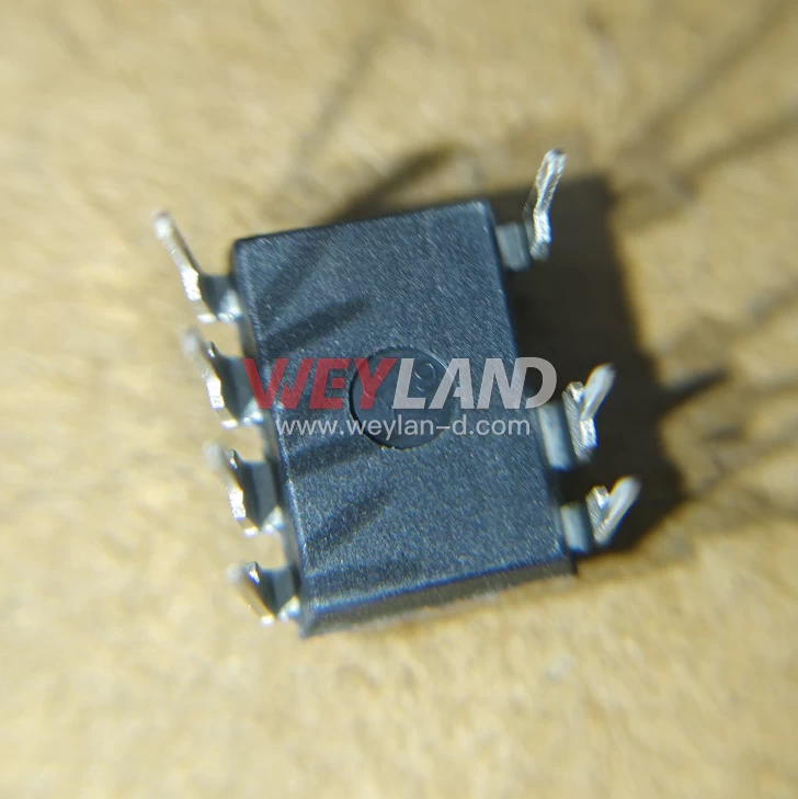 Power Integrations LNK304PN Picture two