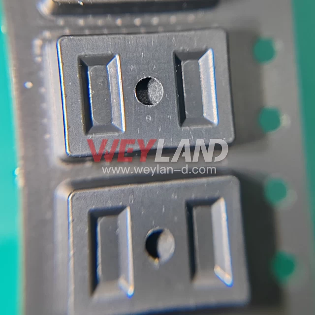 Nexperia HEF4093BT Picture two