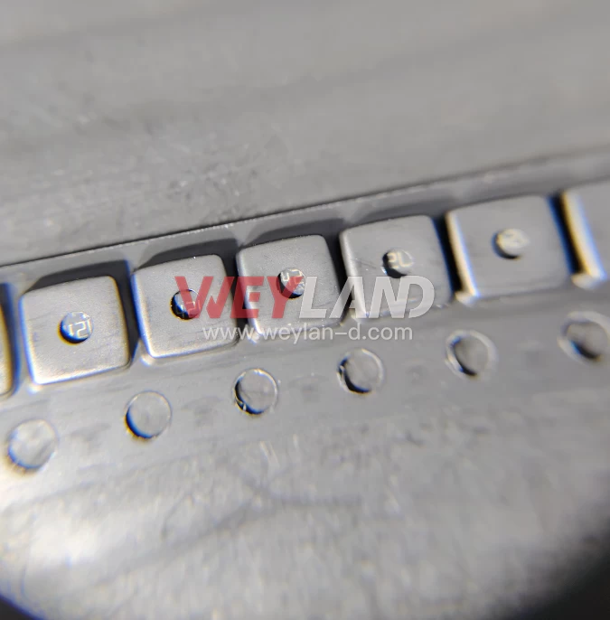 Texas Instruments LM2831XMF/NOPB Picture two