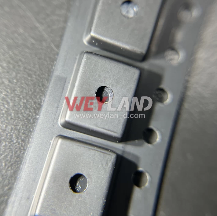 Microchip 24AA512T-I/SN Picture two