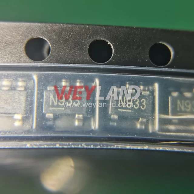 Microchip MIC5319-3.3YD5-TR