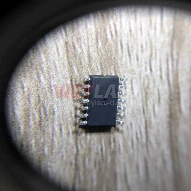 Microchip ATTINY44A-SSU Picture two