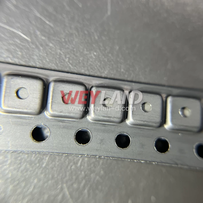 Richtek RT4812GJ8F Picture two