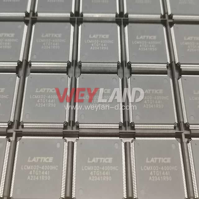 Lattice Semiconductor LCMXO2-4000HC-4TG144I