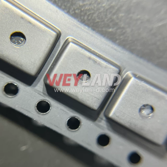 Microchip MIC4680YM-TR Picture two