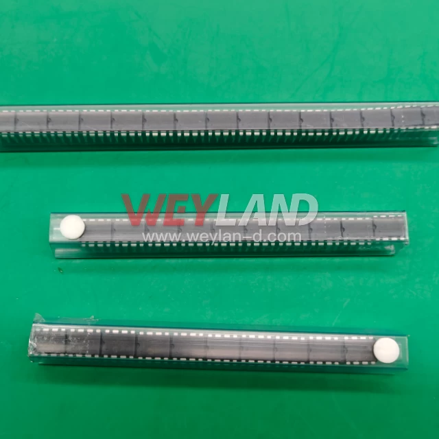 Microchip 24LC256-I/P Picture three