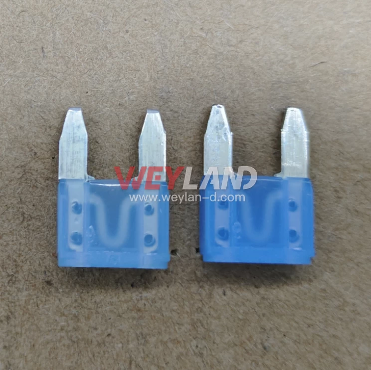 Littelfuse Semiconductor 0297015.WXNV Picture two