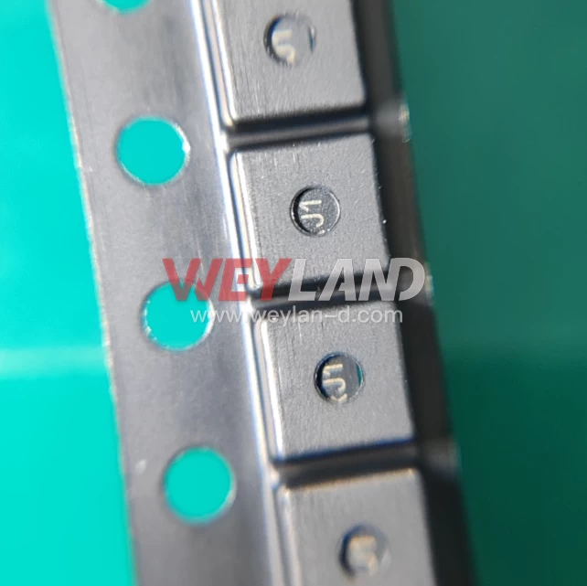 Microchip MIC5235-3.3YM5-TR Picture two