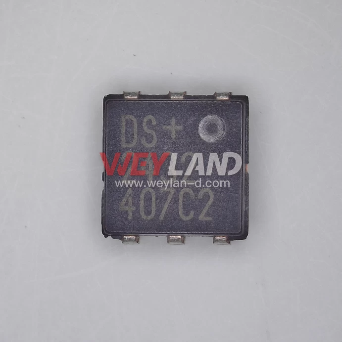 Analog Devices DS2432P+T&R