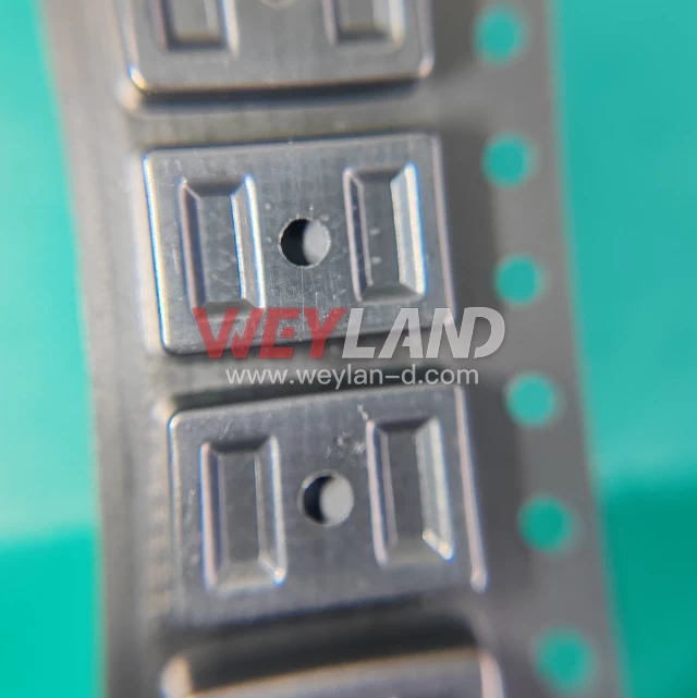 Nexperia 74HC132D Picture two