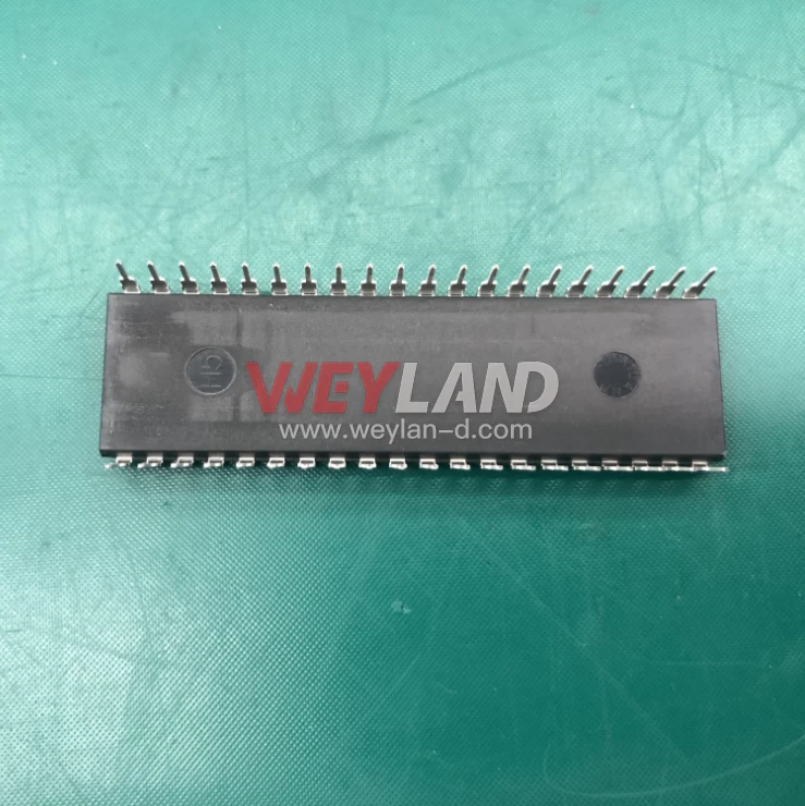 Microchip PIC16F877A-I/P Picture four